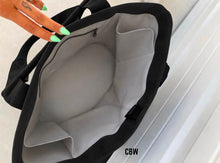 Load image into Gallery viewer, Checkered Haul Bag

